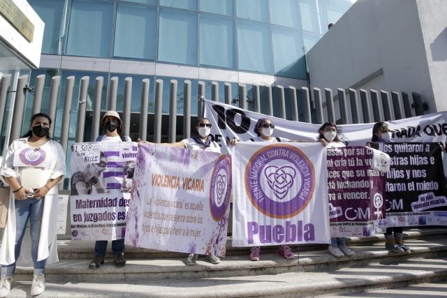 Violencia vicaria separa a madres e hijos; exigen a Fiscalía atender sus casos