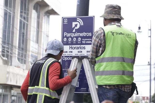 A horas de arrancar parquímetros, poblanos desconocen proyecto