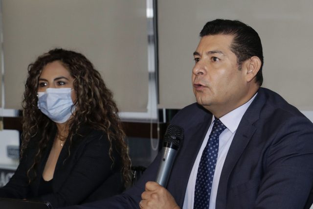 Armenta Mier se destapa para gubernatura de 2024