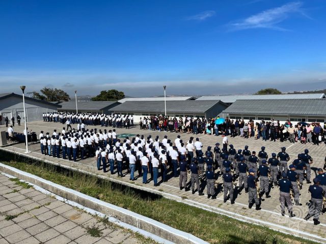 Se gradúan 164 del bachillerato de la Academia «General Ignacio Zaragoza»