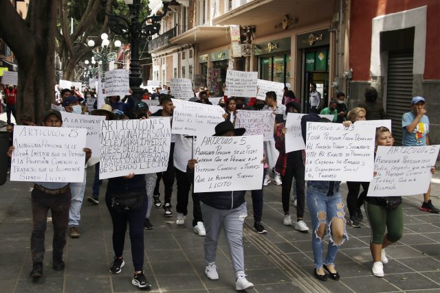 Ambulantaje: regularización, decomisos ilegales y ¿extraños en manifestaciones?