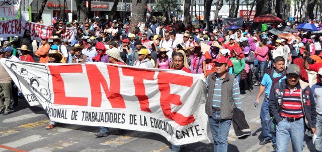 CNTE mantiene paro nacional a pesar del retiro de reforma de Sheinbaum