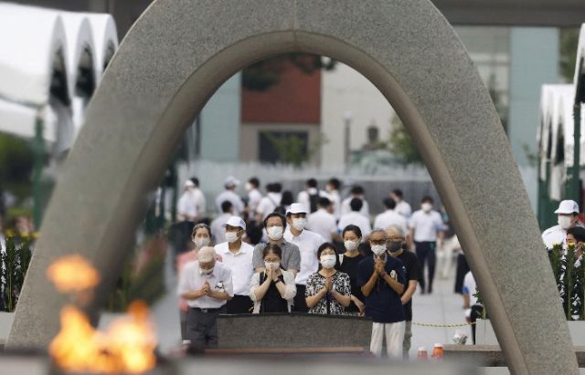 Hiroshima honra a víctimas del bombardeo en su 79 aniversario