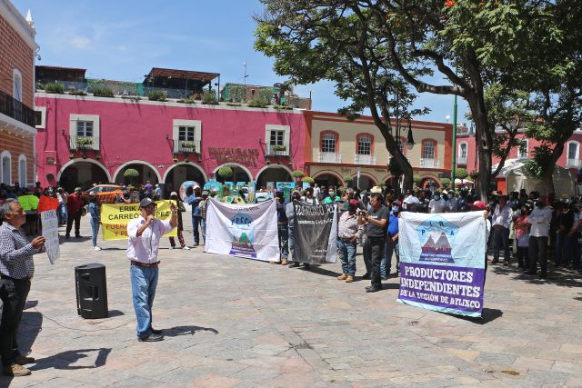 Agua y empleo estallan protestas en contra de Ariadna Ayala en Atlixco