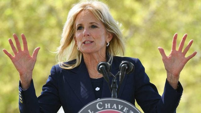 Jill Biden da positivo a covid-19