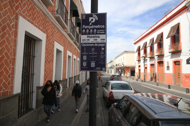 Parquímetros no se extenderán fuera de Centro Histórico: Eduardo Rivera