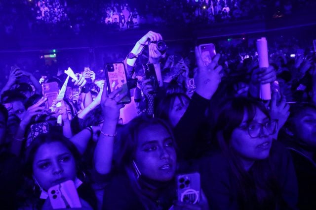 Mujeres realizan «Forever brujas», concierto de música emergente