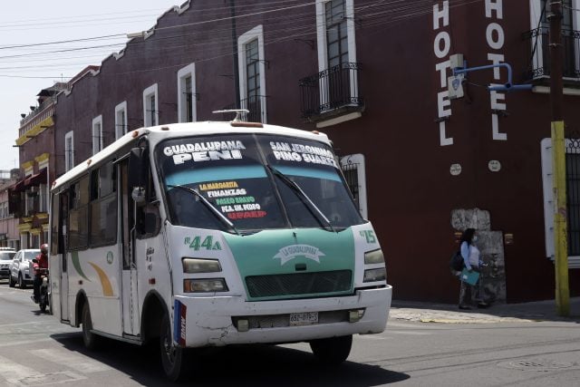 Detendrán a transportes públicos sin verificación en Puebla