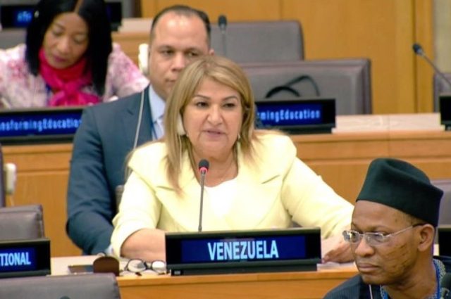 Bloqueo de EU impide mejorar educación: ministra venezolana ante ONU