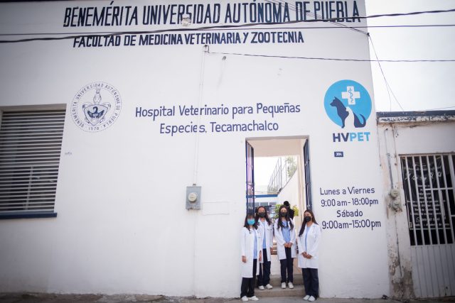 BUAP inaugura Hospital de Pequeñas Especies en Tecamachalco