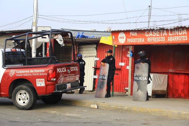 Realizan operativo afuera del penal San Miguel por ventas ilegales