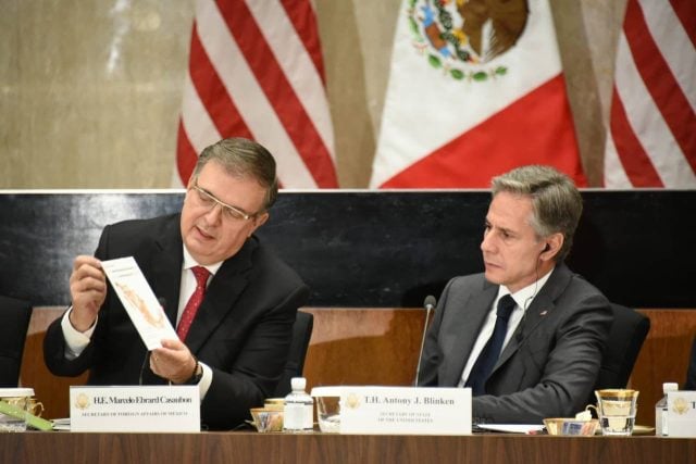 Cooperación México-EU da resultados; aseguran 32 mil armas