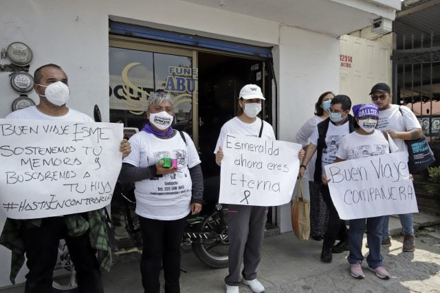 ¡Seguiremos luchando!, corean en funeral de madre «buscadora»