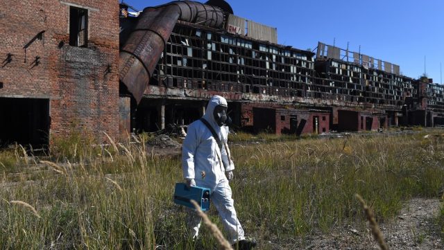 OIEA comienza a inspeccionar instalaciones nucleares en Ucrania tras denuncias de Rusia sobre una «bomba sucia»