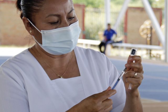 Salud anuncia cuarta dosis anticovid para mayores de 60 y rezagados