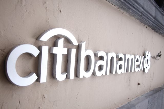 Carlos Slim se retira de la compra de Citibanamex