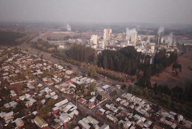 Grave intoxicación de niñas y niños en Nacimiento: Responsabilidad apunta a planta de celulosa CMPC