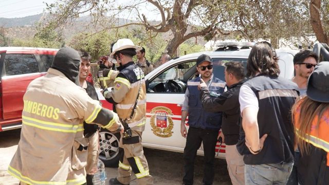 Acuartelamiento total de Bomberos en Valparaíso por serie de incendios forestales: Hay alerta roja en varias comunas