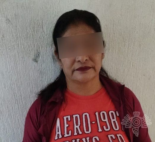 Mujer es detenida por intento de soborno a custodio del CERESO