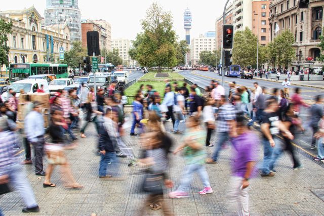 Estudio UTalca: migrantes perciben prejuicios para acceder al mercado laboral 