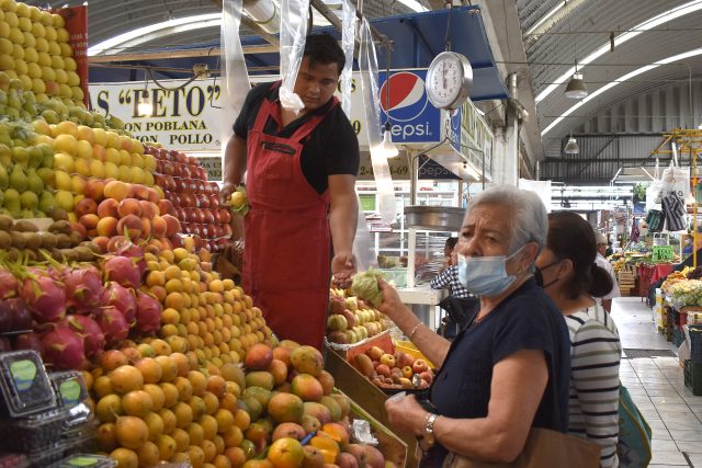 Inflación repunta 7.77% en primera quincena de diciembre: Inegi