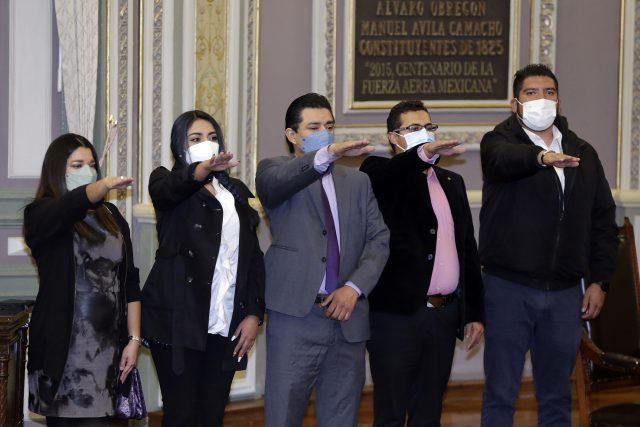 Rinden protesta integrantes del Consejo Consultivo de CDH Puebla