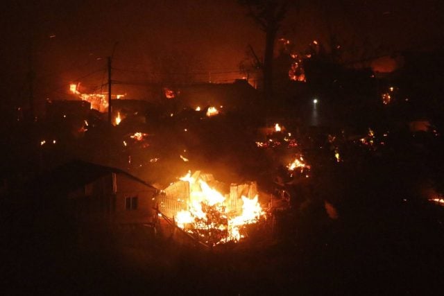 Cruz Roja y Municipalidad de Viña del Mar activan centros de acopio para atender a damnificados por mega incendio