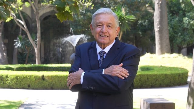 Llama AMLO a CELAC a reprobar el encarcelamiento de Castillo