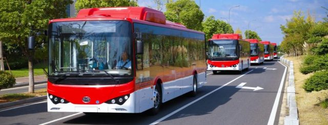 Congelarán tarifa del transporte público durante «al menos» todo el primer semestre