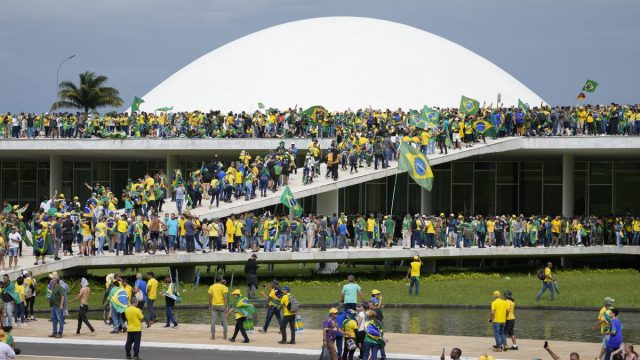 Brasil: permanecerán encarcelados 294 por asalto a sedes; concluye análisis