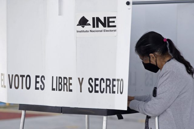 Confianza ciudadana, reto para organismos electorales en Puebla