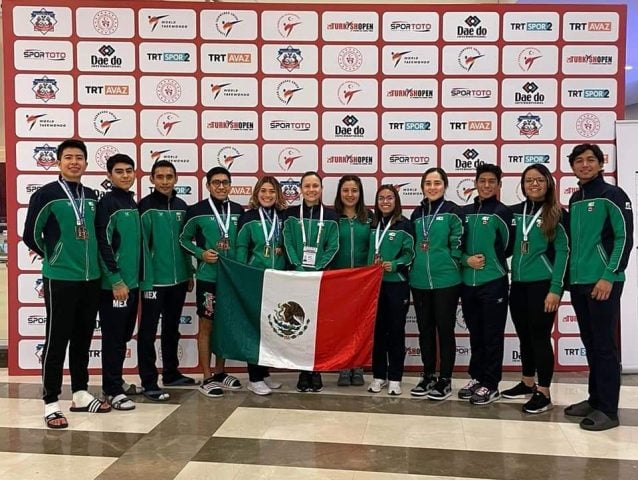 Atletas poblanos en Turquía ganan cuatro medallas en Taekwondo