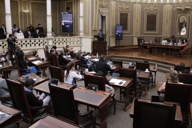 Presidente del Congreso niega parálisis legislativa ante pendientes