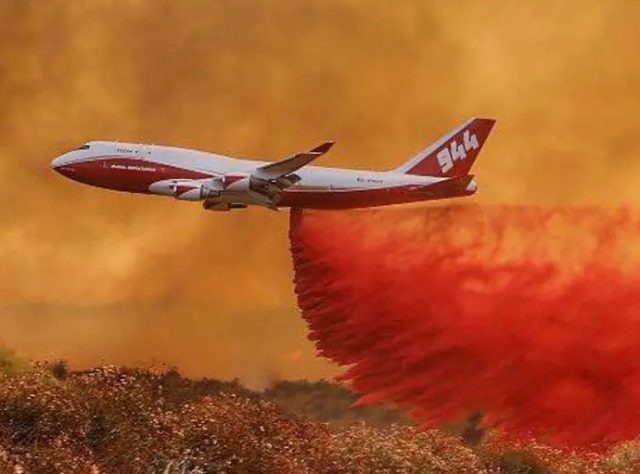 ¿Por qué Chile no adquiere un SúperTanker para enfrentar las catástrofes de los mega incendios de la industria forestal?