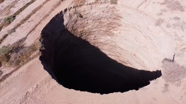 CDE presentó demanda por daño ambiental a Minera Ojos del Salado por socavón en Tierra Amarilla