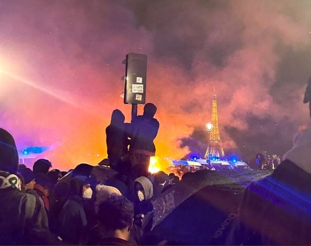 OCDE apoyó reforma de pensiones de Macron en medio de masivas protestas en Francia: «Vivimos más y hay que aceptar trabajar más»