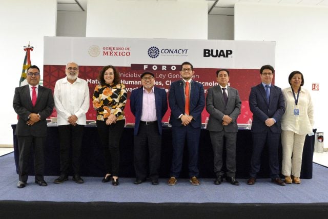 Conacyt y BUAP realizan foro sobre iniciativa de ley de ciencia