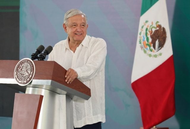 AMLO felicita a México en el Clásico Mundial de Beisbol