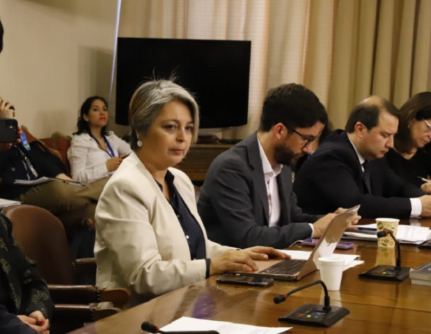 Ministra Jara sostendrá una reunión este viernes con representantes de todos los partidos políticos para agilizar reforma previsional