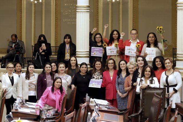 Puebla, primer estado en quitar patria potestad a feminicidas con Ley Monzón