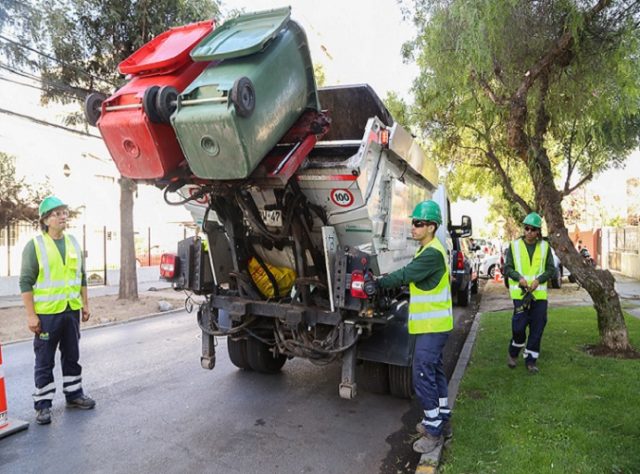 Comunas de zona sur de la Región Metropolitana se suman a inédito modelo de reciclaje domiciliario Ley REP