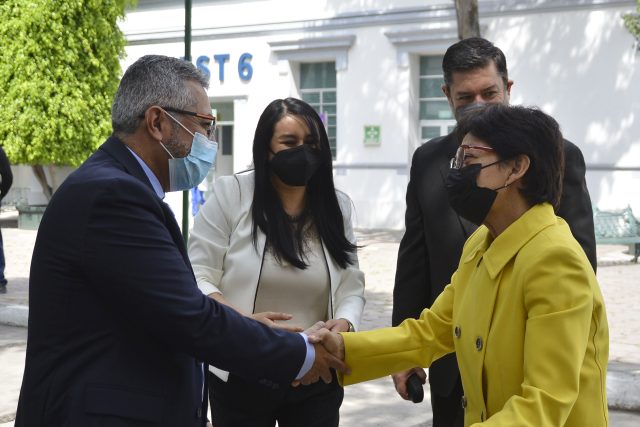 Rectora BUAP resalta compromiso social de la Facultad de Estomatología