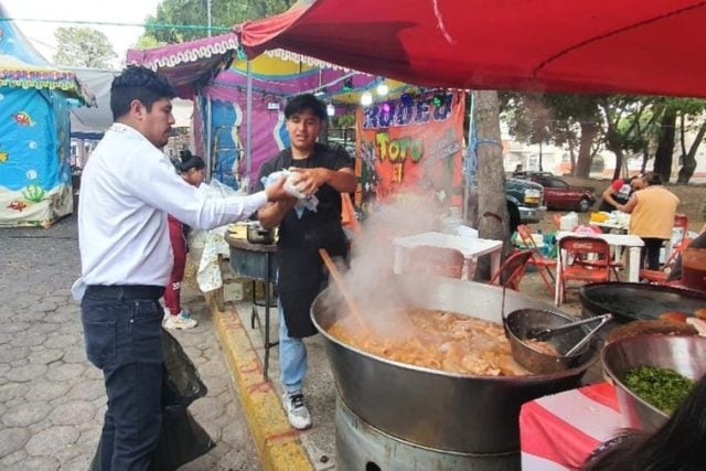 Salud supervisó venta de alimentos en verbena de El Clavario