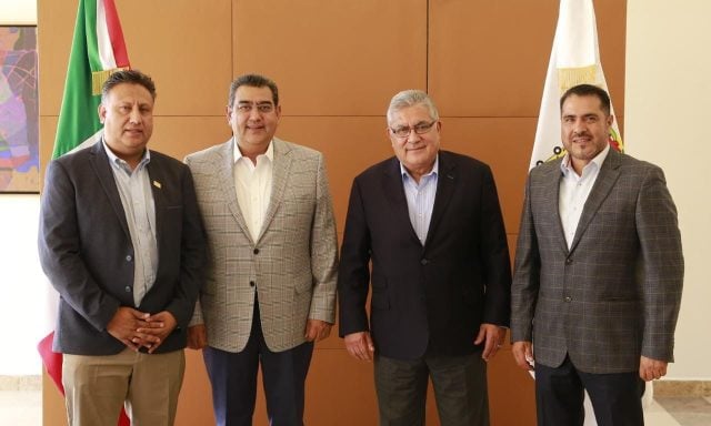 Salomón Céspedes se reúne con líderes del SNTE