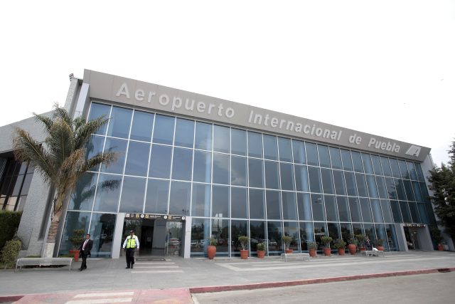 Nuevamente, Aeropuerto Internacional de Puebla suspende actividades