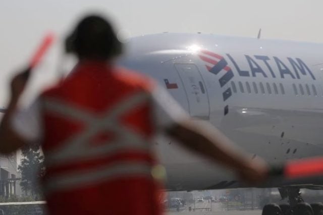 Avión Latam no pudo aterrizar en Puerto Montt por intensos vientos