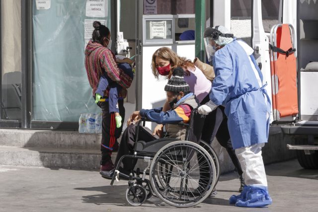 Nuevos contagios y defunciones por Covid e Influenza en Puebla