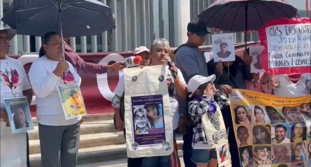 Frente a la Fiscalía de Puebla recuerdan a madres buscadoras y desaparecidas