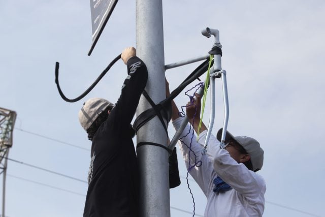 Ciclistas colocan bici blanca en Cholula por Agustín; nuevamente los embisten