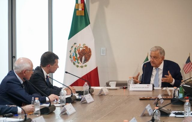 Busca AMLO traslado de aerolíneas estadounidenses al AIFA